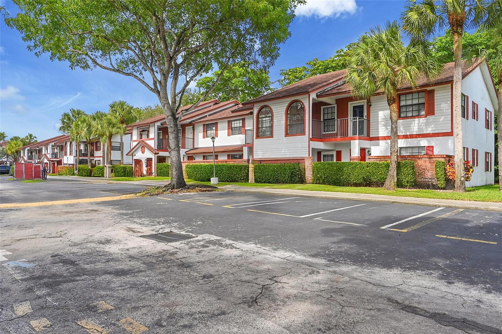 2518 NW 89th Drive # 2518, Coral Springs FL 33065