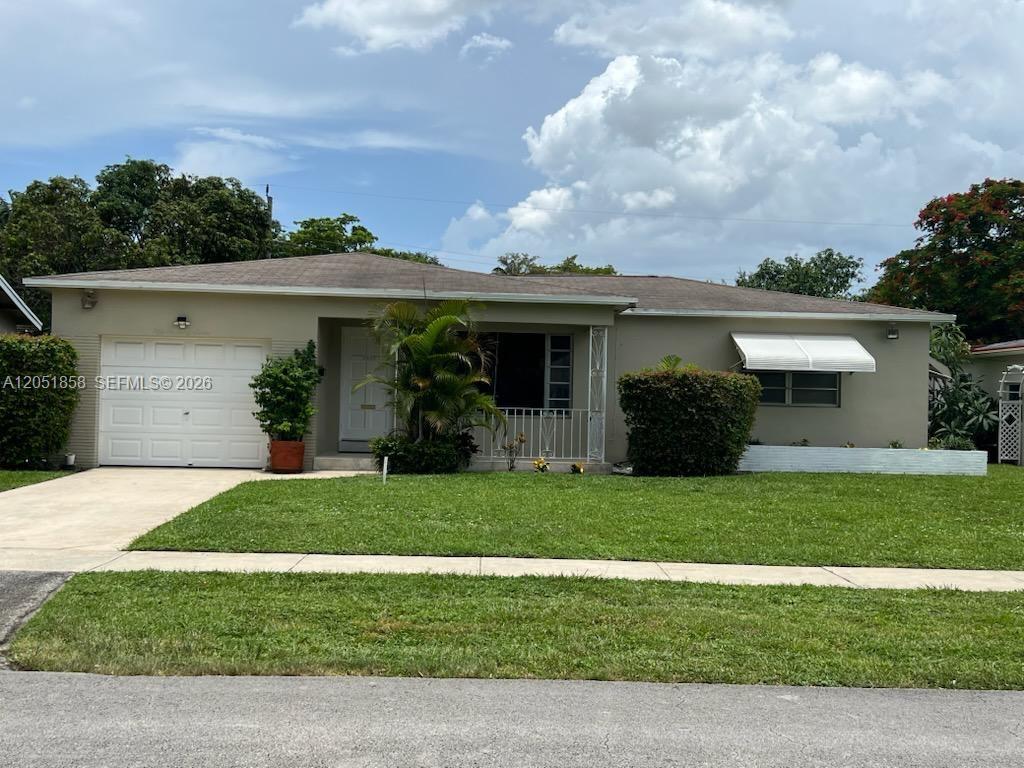 5637 Jefferson St, Hollywood FL 33023