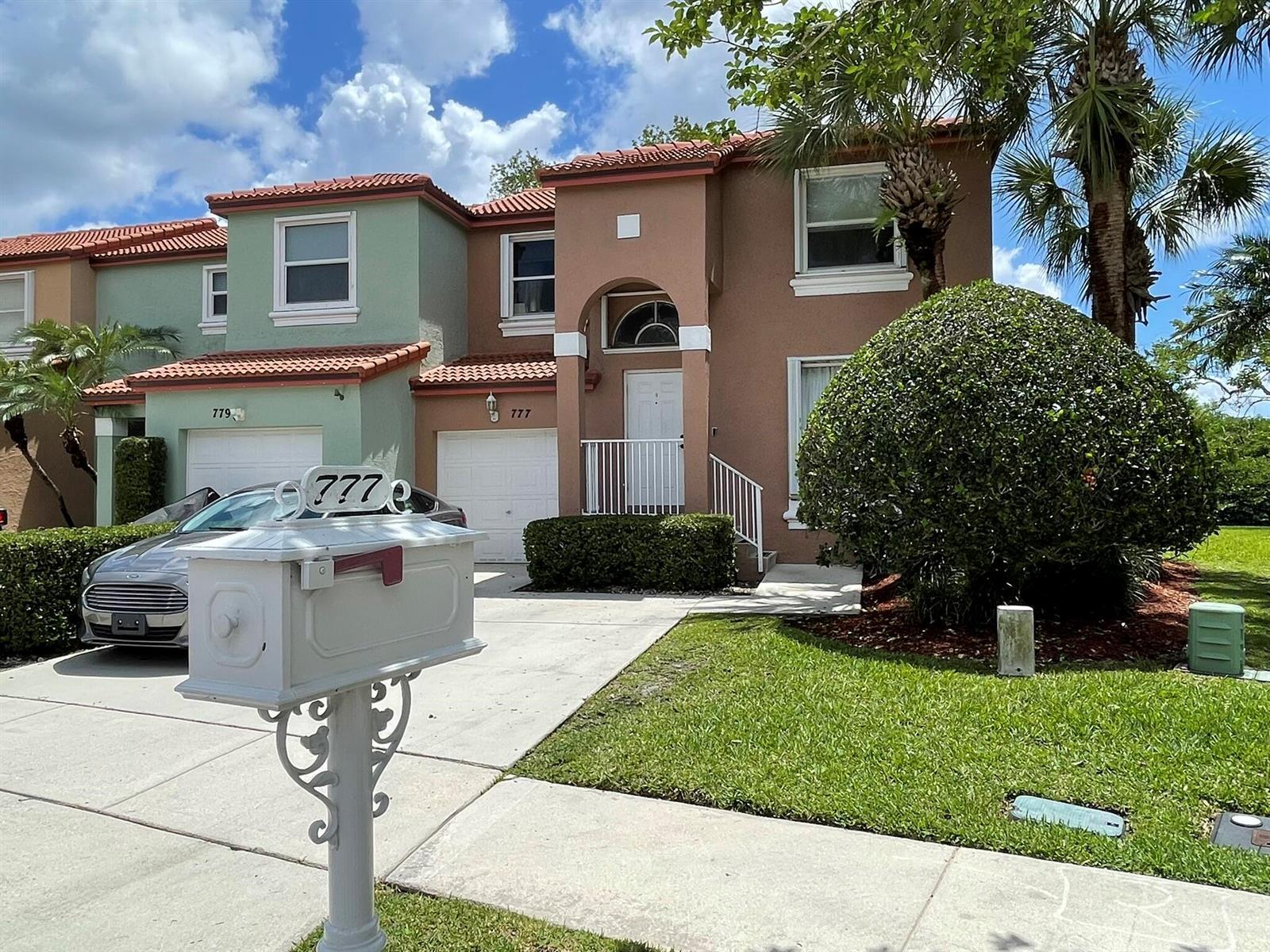 777 NW 151st Avenue, Pembroke Pines FL 33028