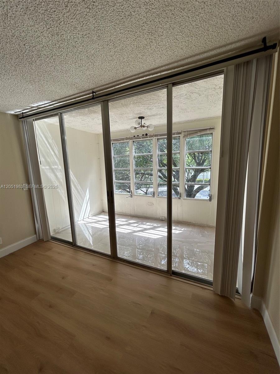 9461 Evergreen Pl # 303, Davie FL 33324