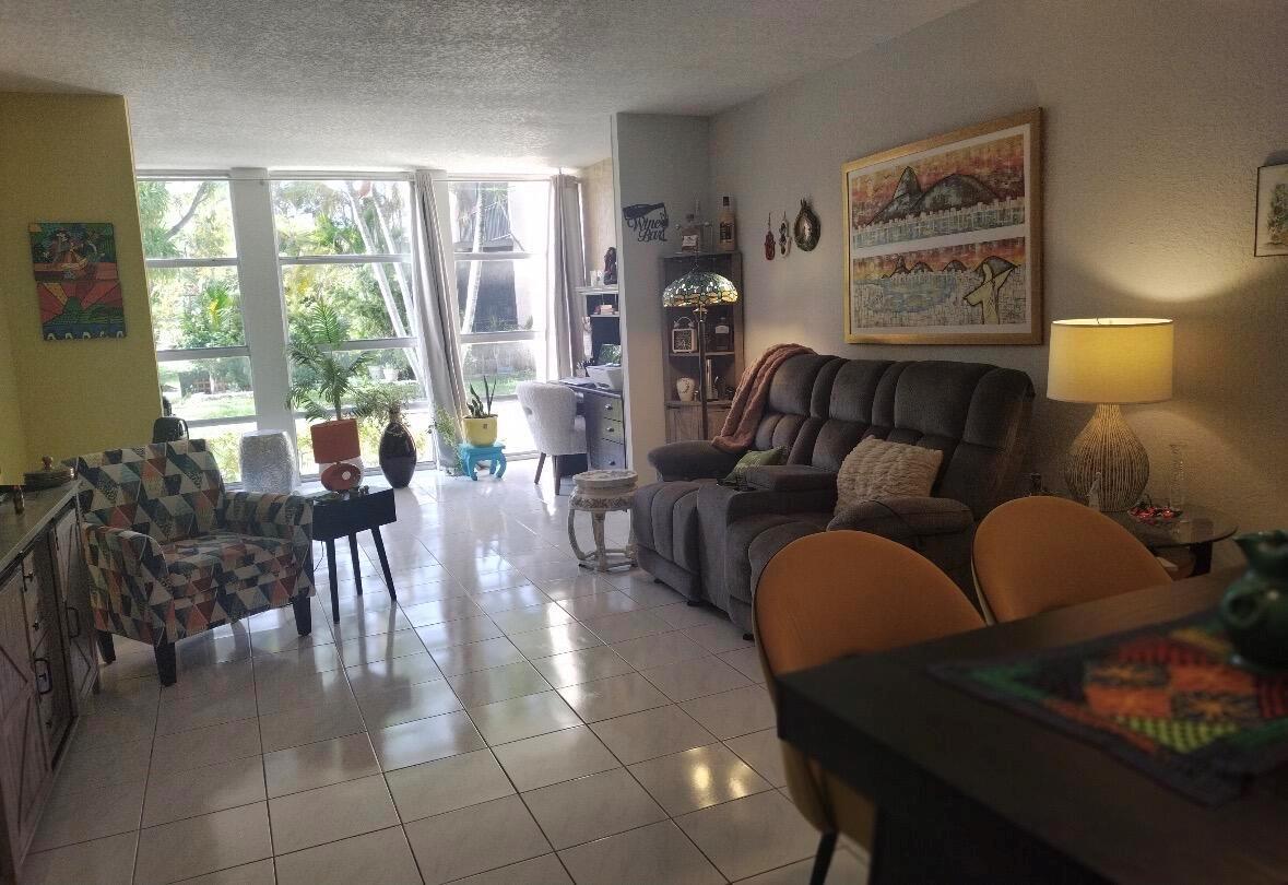 2101 Atlantic Shores Boulevard # 117, Hallandale Beach FL 33009