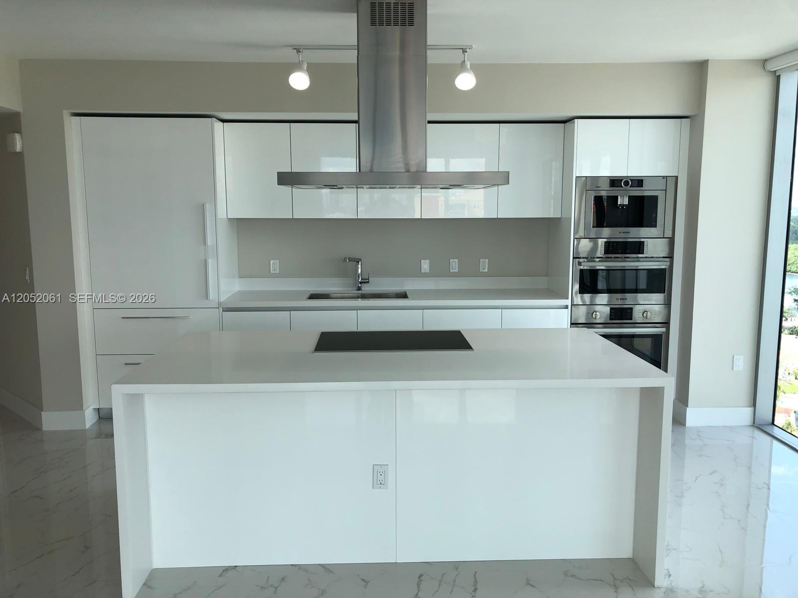 330 Sunny Isles Blvd # 2401, Sunny Isles Beach FL 33160