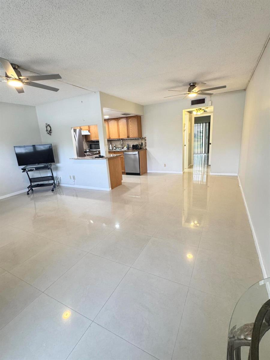 1036 Harwood D # 1036, Deerfield Beach FL 33442
