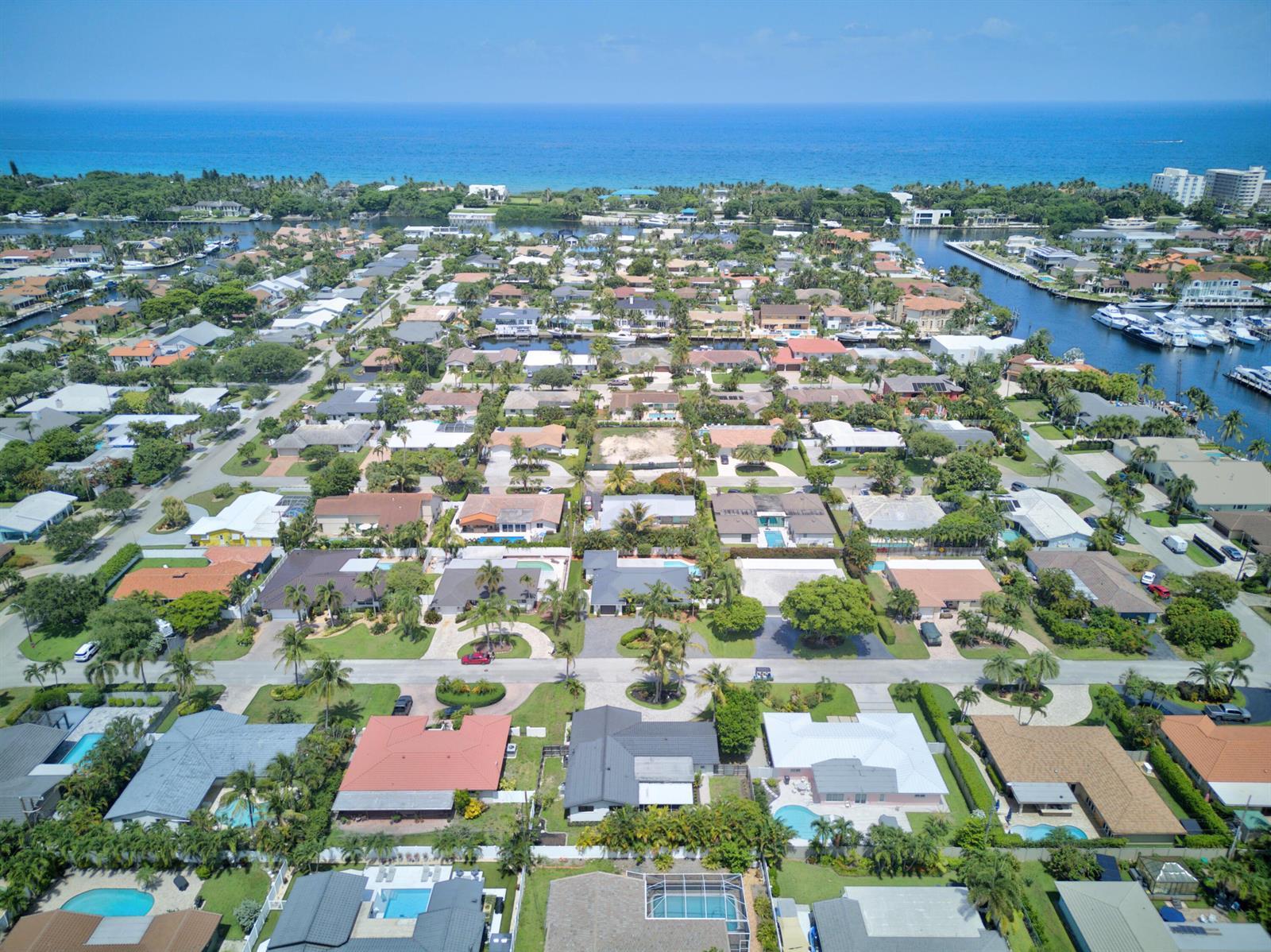 4431 NE 28th Avenue, Lighthouse Point FL 33064