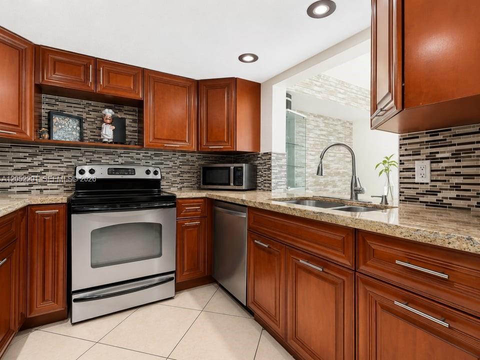 2055 SW 122nd Ave # 418, Miami FL 33175