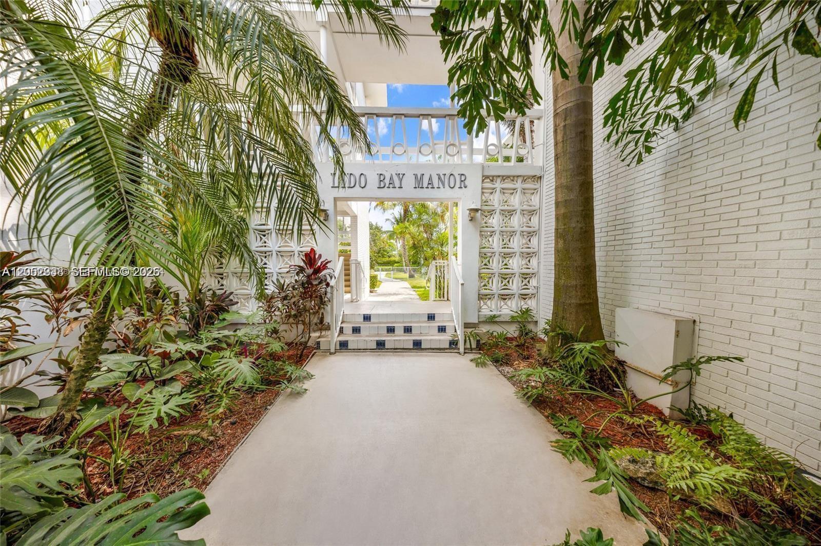 1631 NE 114th St # 307, Miami FL 33181