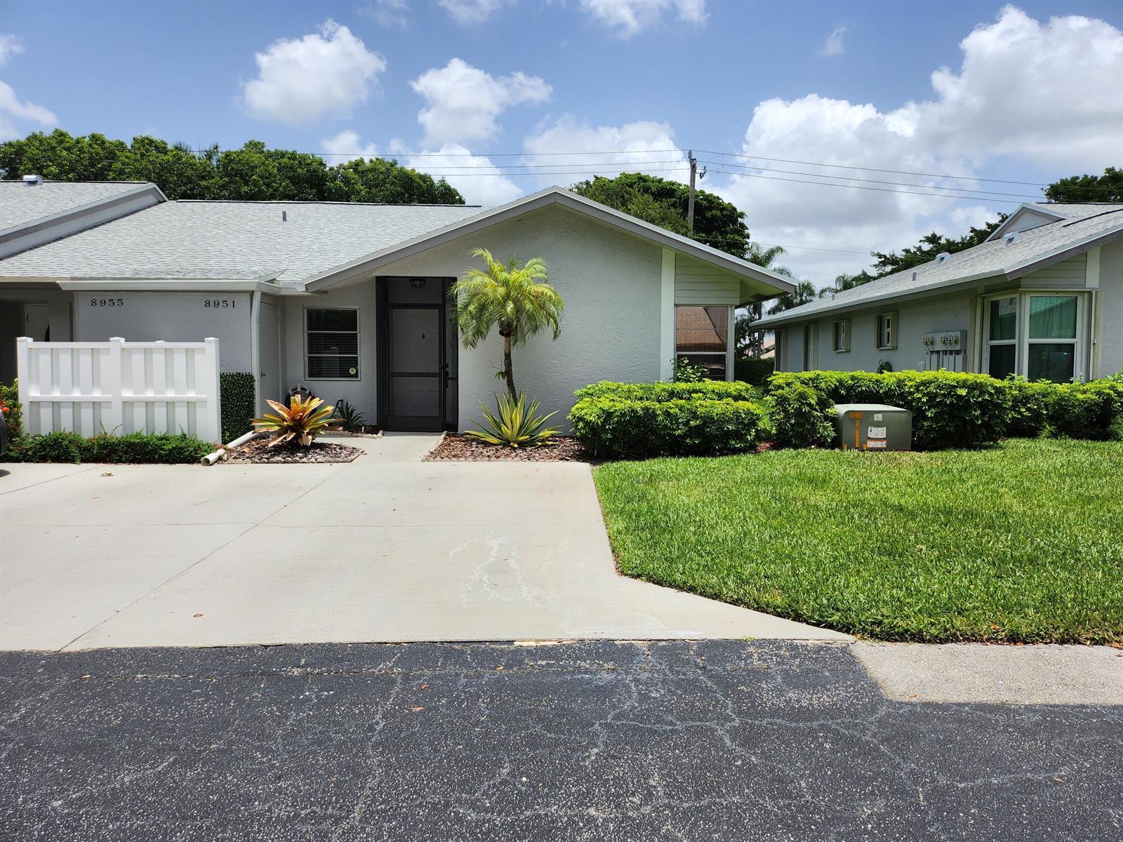 8951 Sunnywood Place, Boca Raton FL 33496