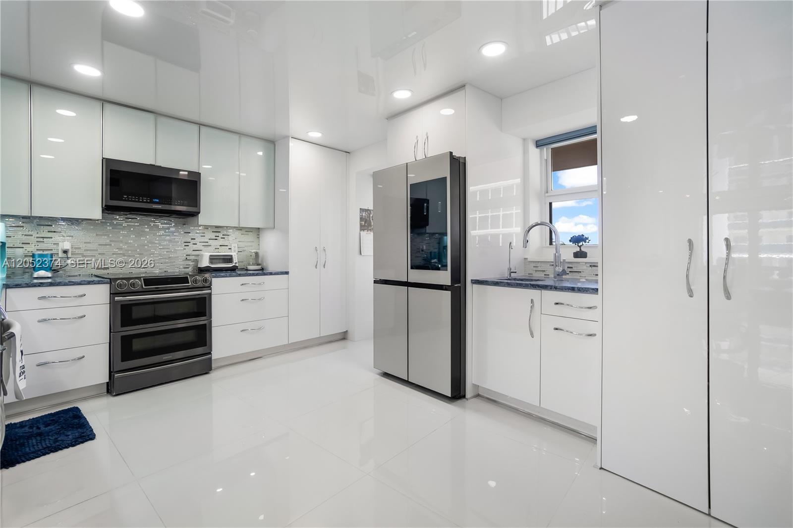 4100 Galt Ocean Dr # 404, Fort Lauderdale FL 33308