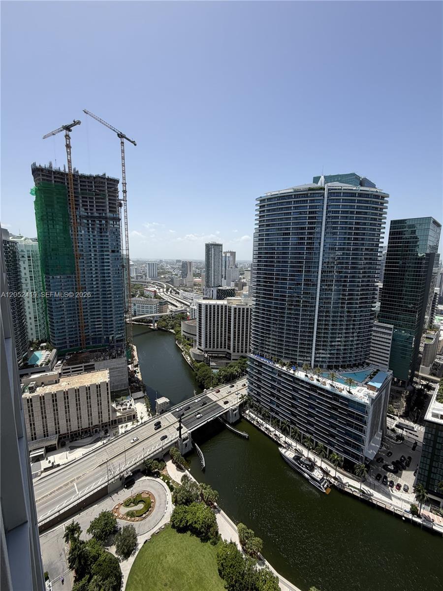 475 Brickell Ave # 4008, Miami FL 33131
