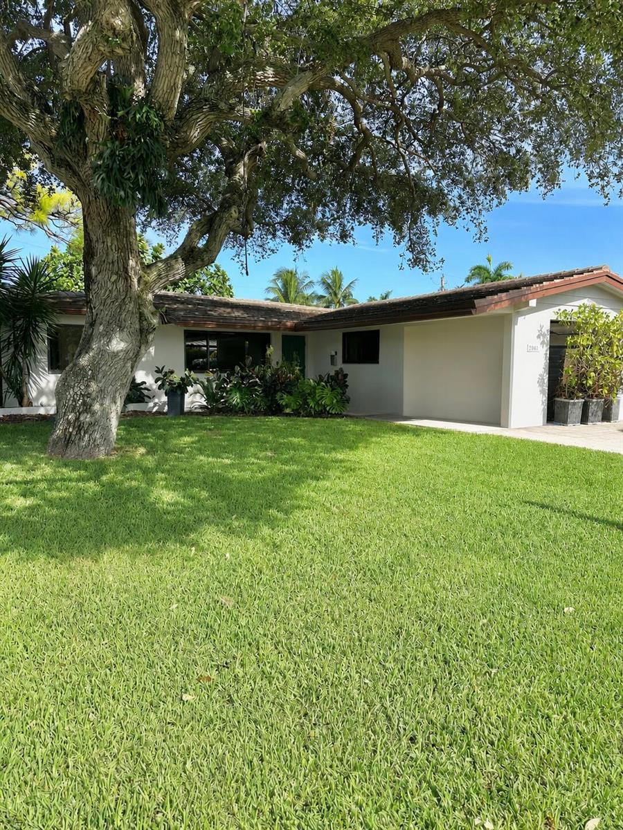 2001 N VICTORIA PARK Road, Fort Lauderdale FL 33305