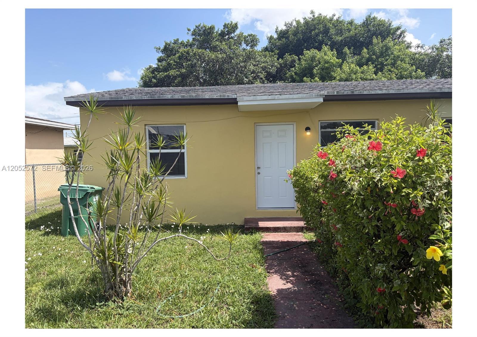 2534 NW 80th St # 2534, Miami FL 33147