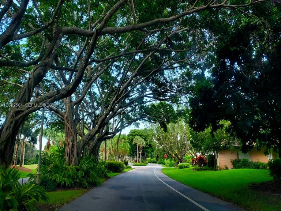 900 NW Greensward Ln # G, Delray Beach FL 33445