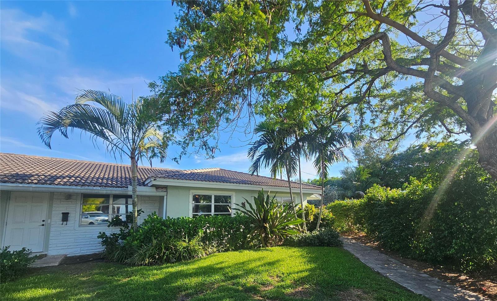 2110 NE 41st Street # D, Lighthouse Point FL 33064