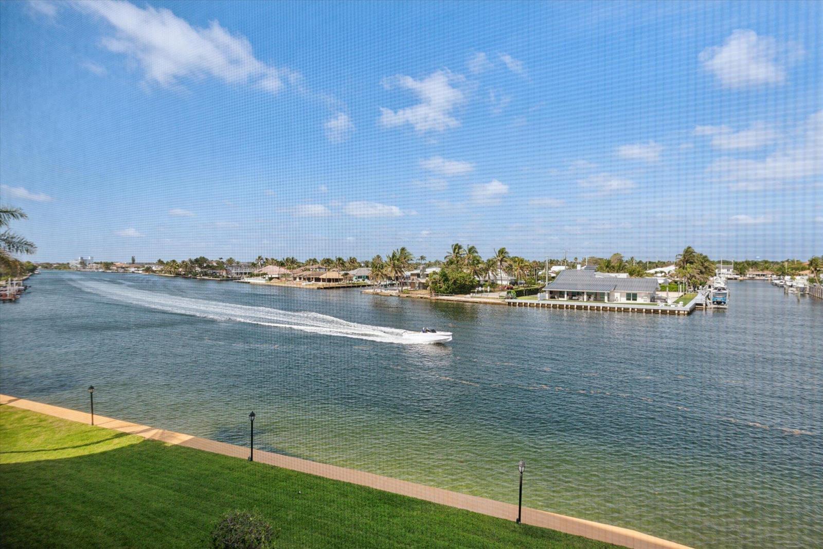 985 SE 19TH Avenue # 303, Deerfield Beach FL 33441