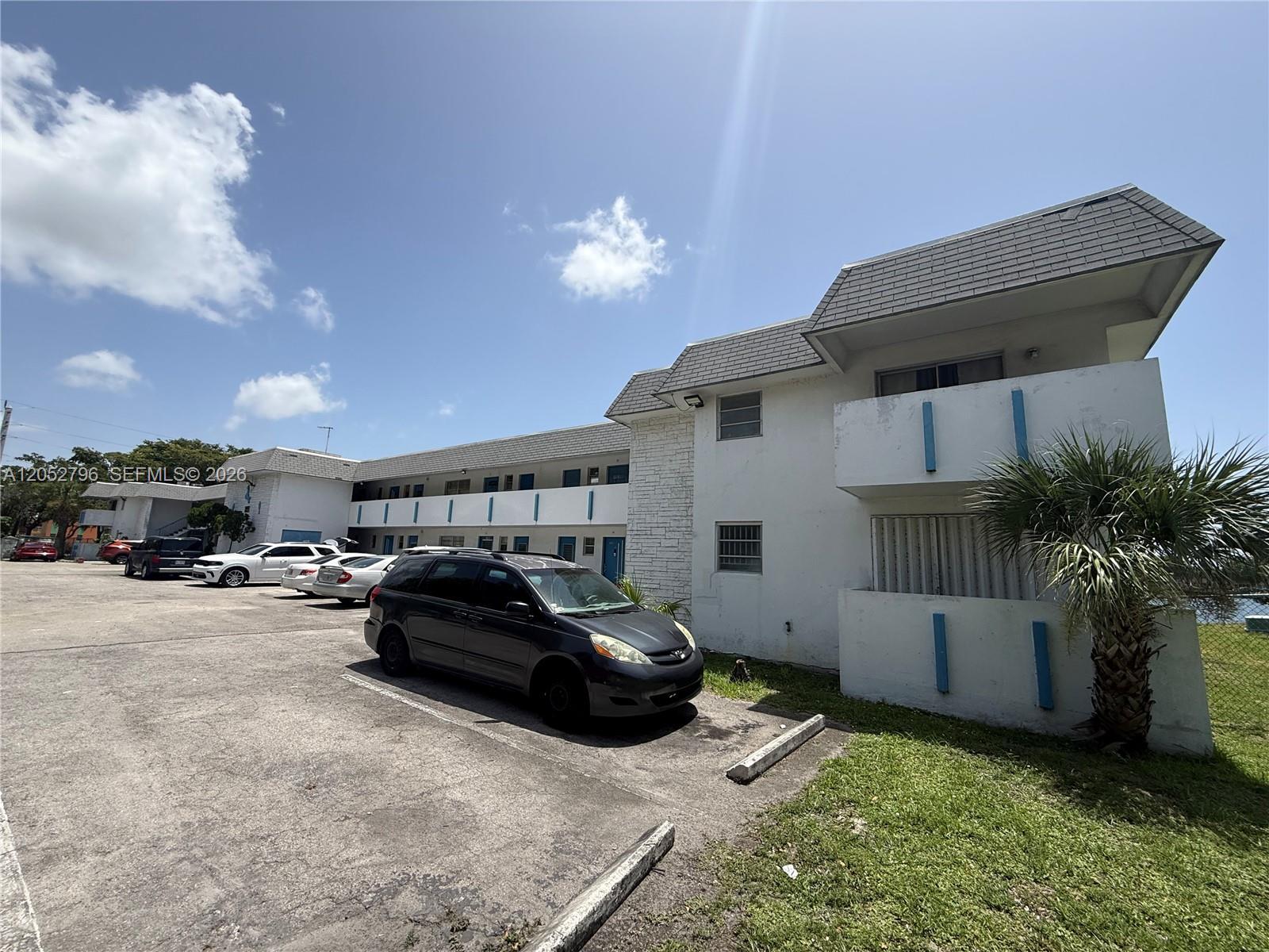 19051 NE 2nd Ave # 1517, Miami FL 33179