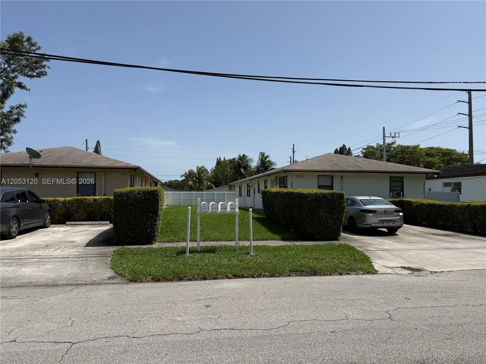 2120-2122 Thomas St # 2122, Hollywood FL 33020