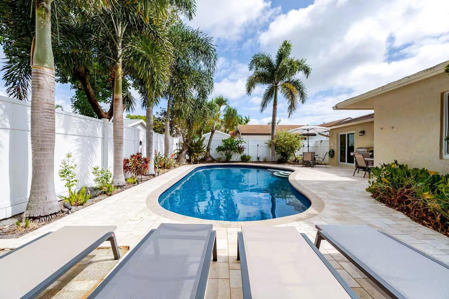 6741 NW 26TH Way, Fort Lauderdale FL 33309