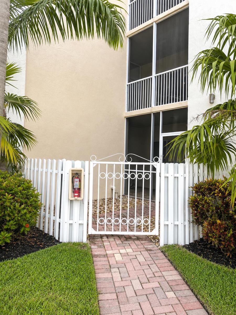7775 YARDLEY Drive # 115, Tamarac FL 33321