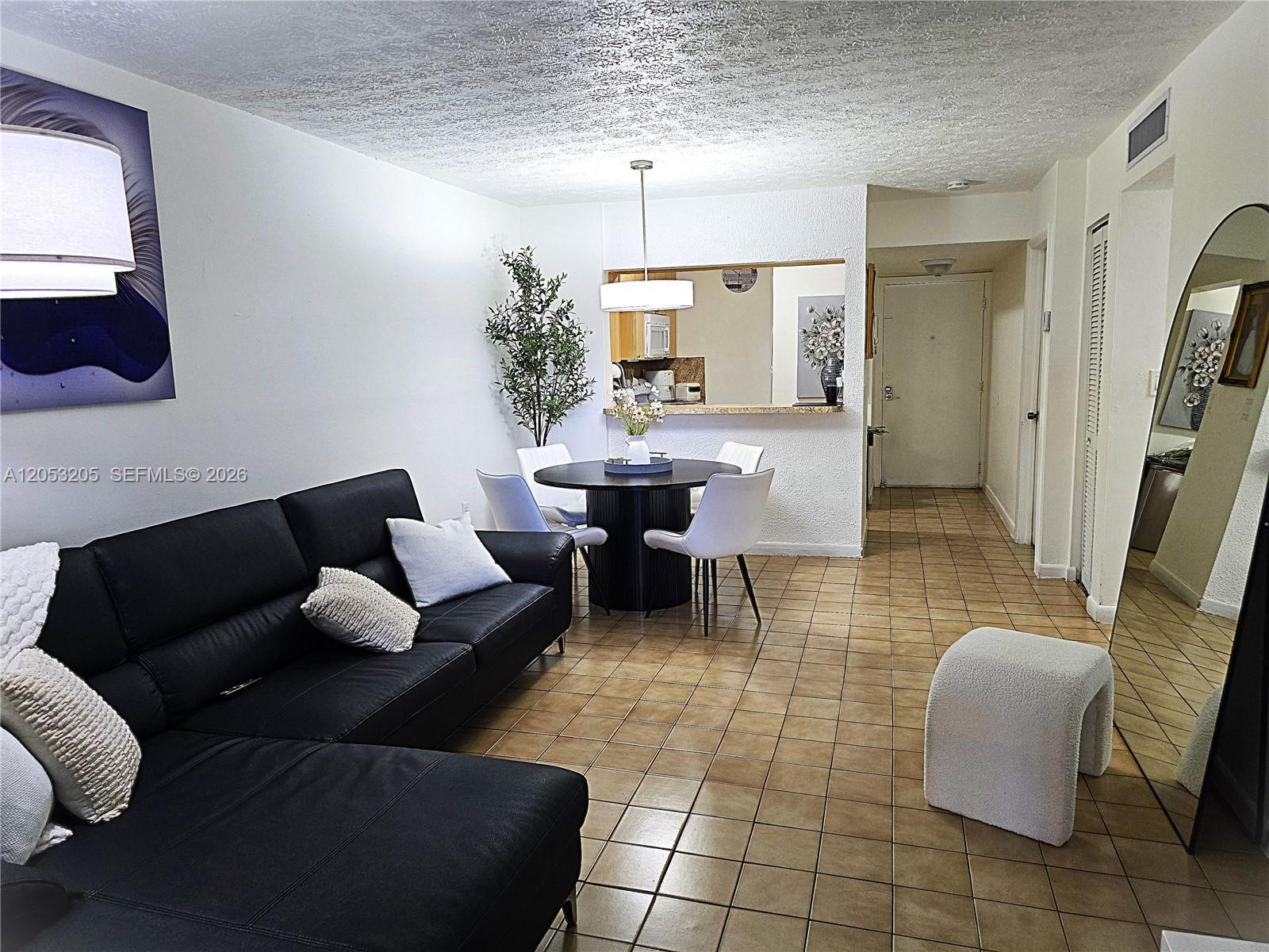 6070 W 18th Ave # 306, Hialeah FL 33012