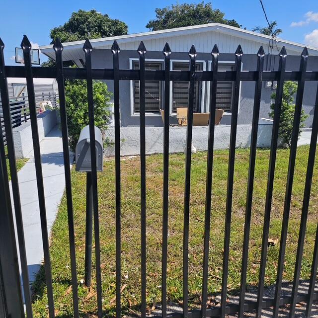 1561 NW 153RD Street, Miami Gardens FL 33054