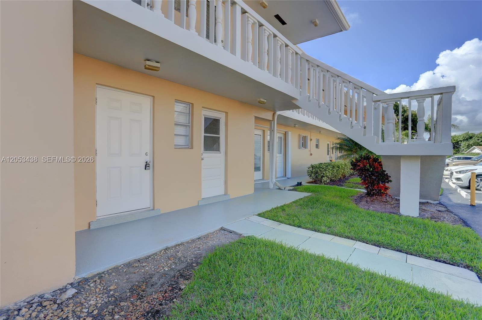2212 NE 1st Way # 101, Boynton Beach FL 33435