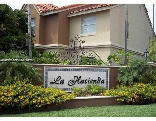 18314 NW 68th Ave # K, Hialeah FL 33015