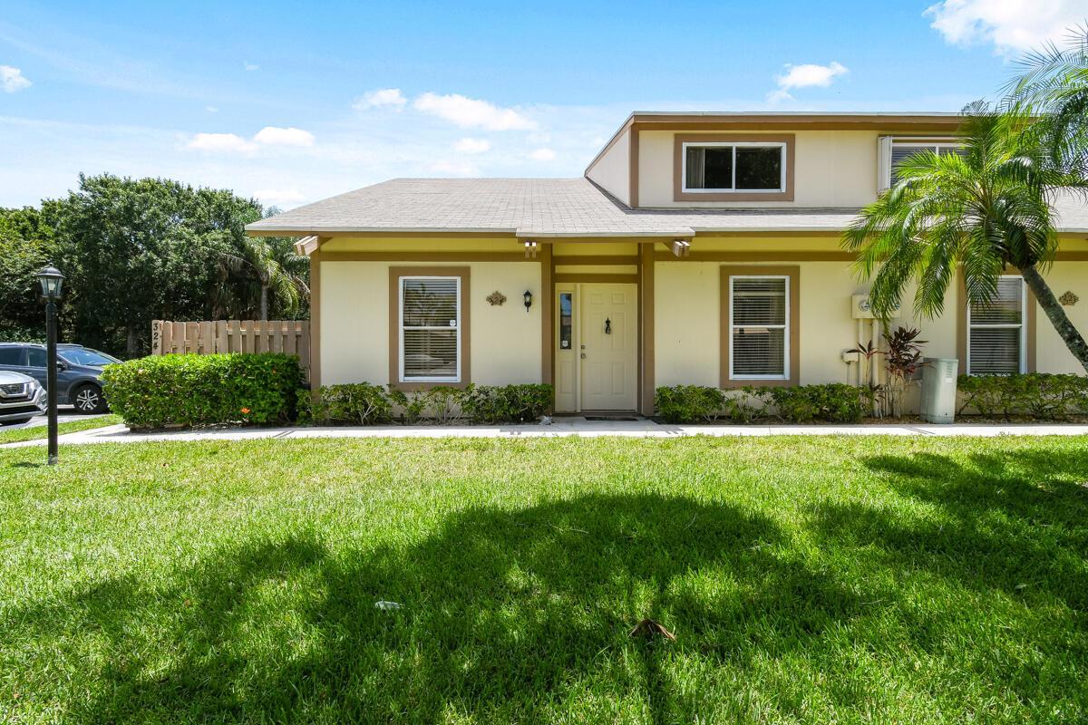 324 MAPLECREST Circle, Jupiter FL 33458