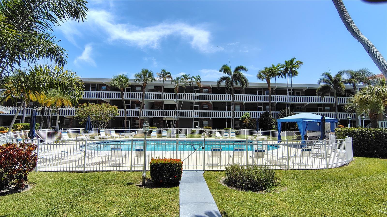 201 NE 14th Ave # 5C, Hallandale Beach FL 33009