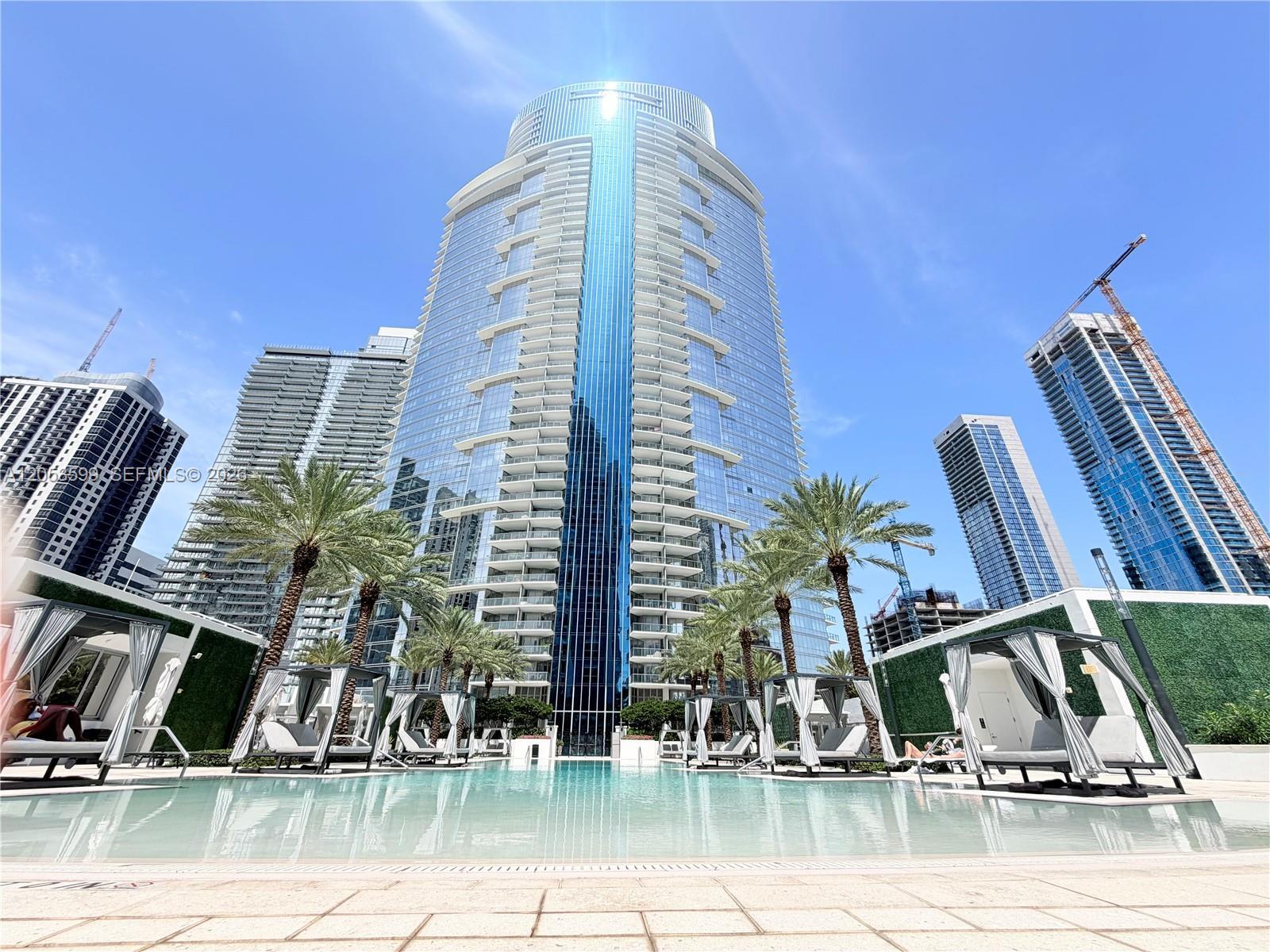 851 NE 1st Ave # 2406, Miami FL 33132