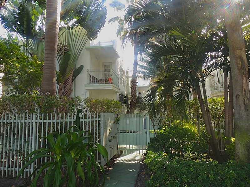 1215 Meridian Ave # 8, Miami Beach FL 33139