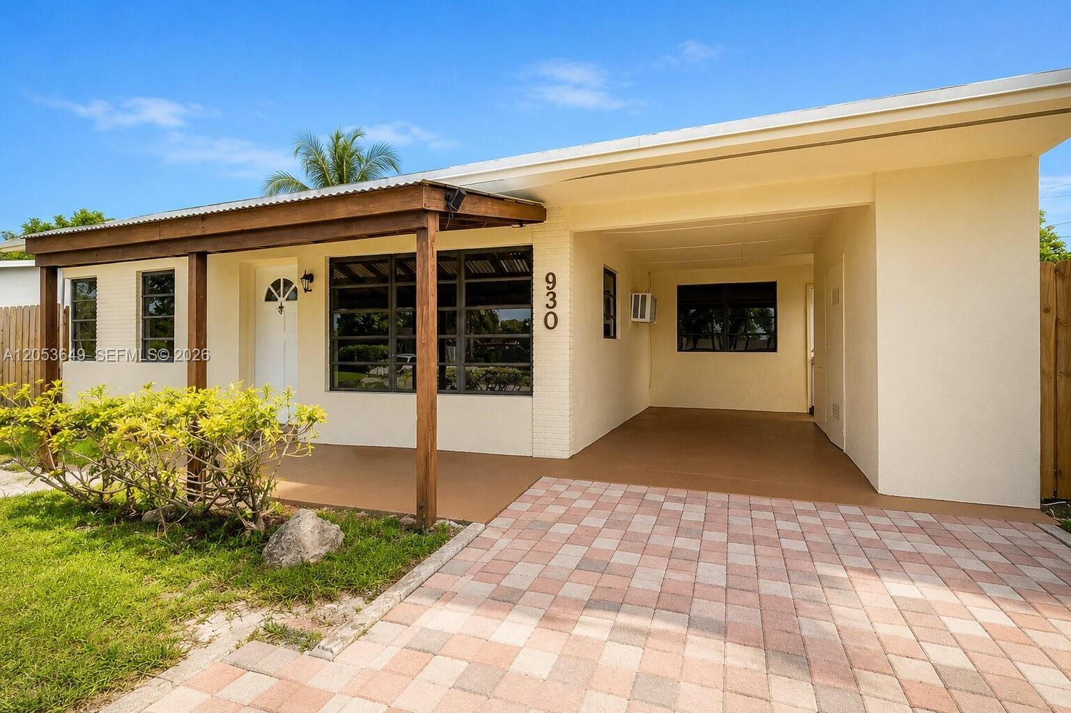 930 NE 23rd Ct, Pompano Beach FL 33064