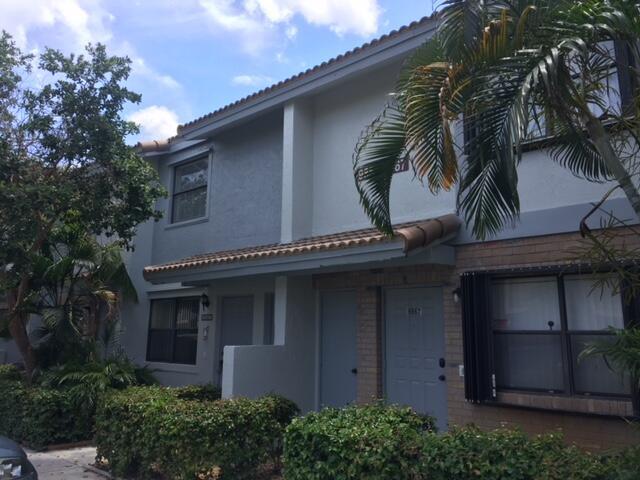 2753 S OAKLAND FOREST Drive # 102, Oakland Park FL 33309