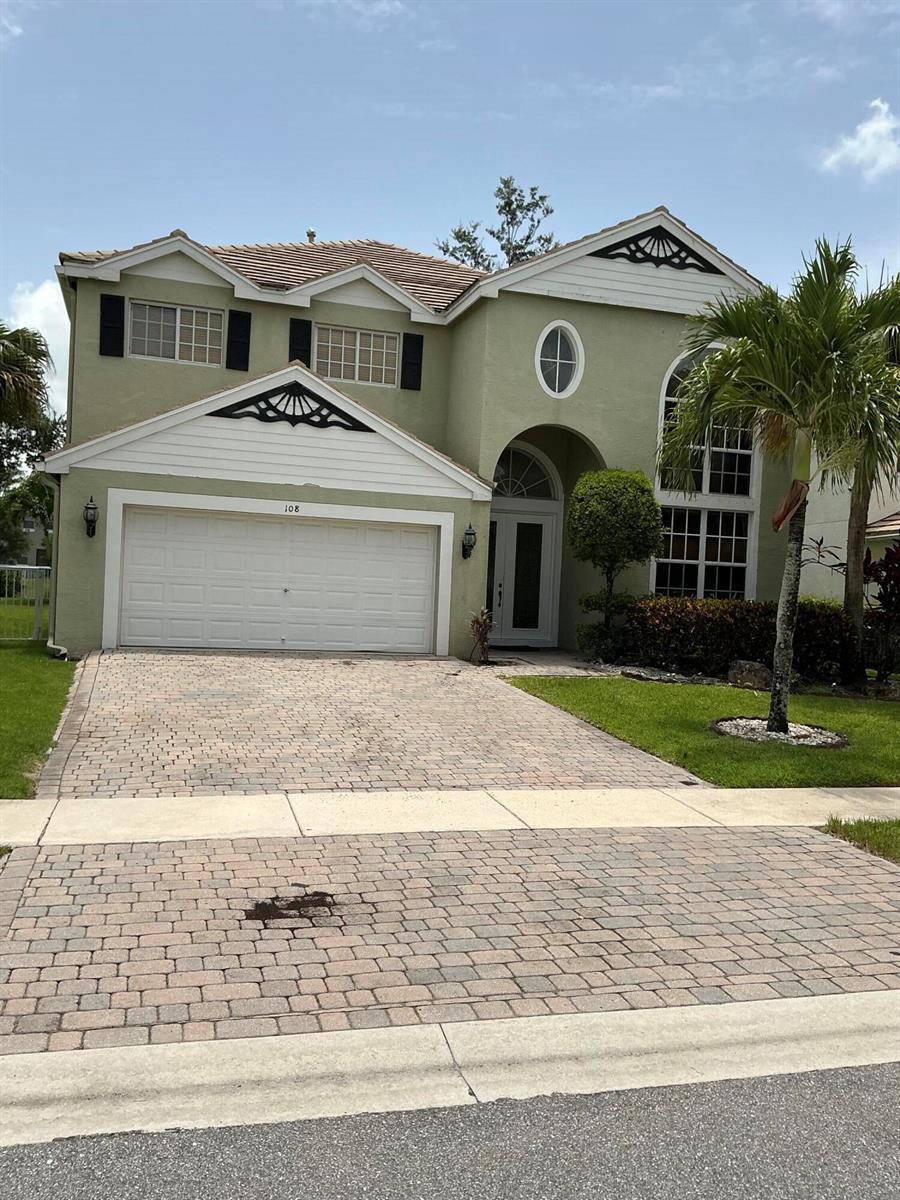 108 Kensington Way, Royal Palm Beach FL 33411