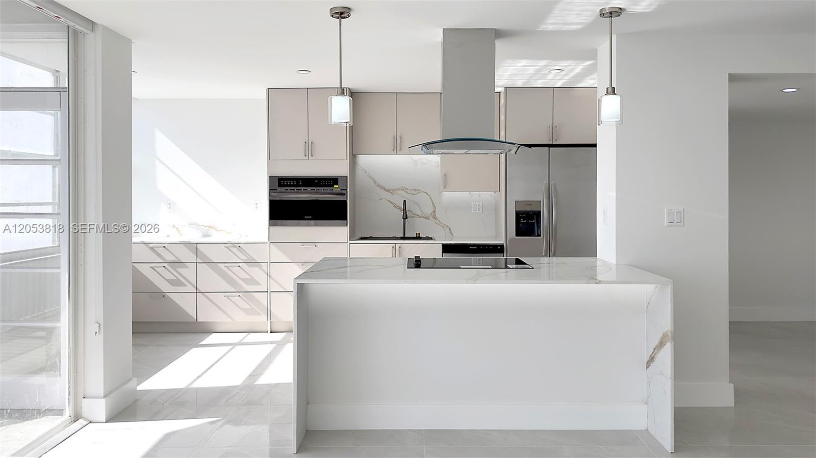 18051 Biscayne Blvd # 1601, Aventura FL 33160