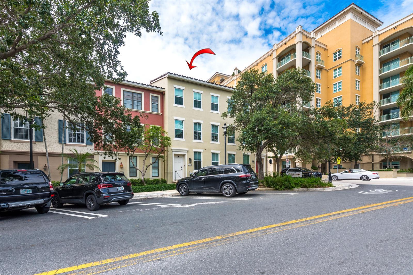 636 FERN Street, West Palm Beach FL 33401