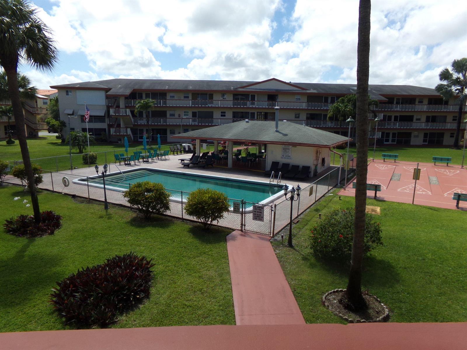 5300 WASHINGTON Street # P234, Hollywood FL 33021