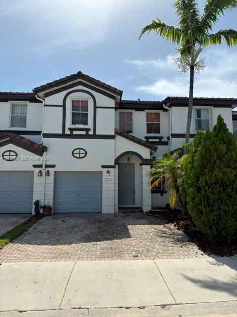 7651 NW 114th Path, Doral FL 33178