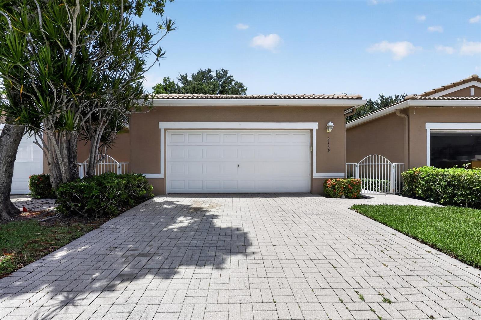 2159 MAN OF WAR, West Palm Beach FL 33411