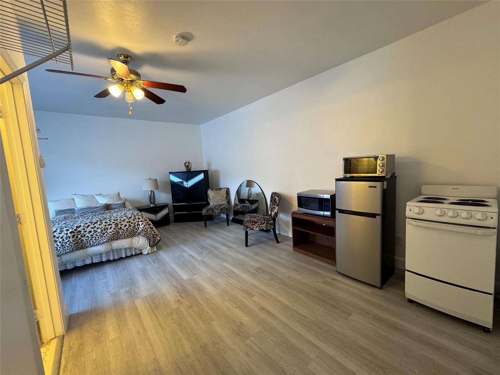 4210 NW 43rd Street, Lauderdale Lakes FL 33319
