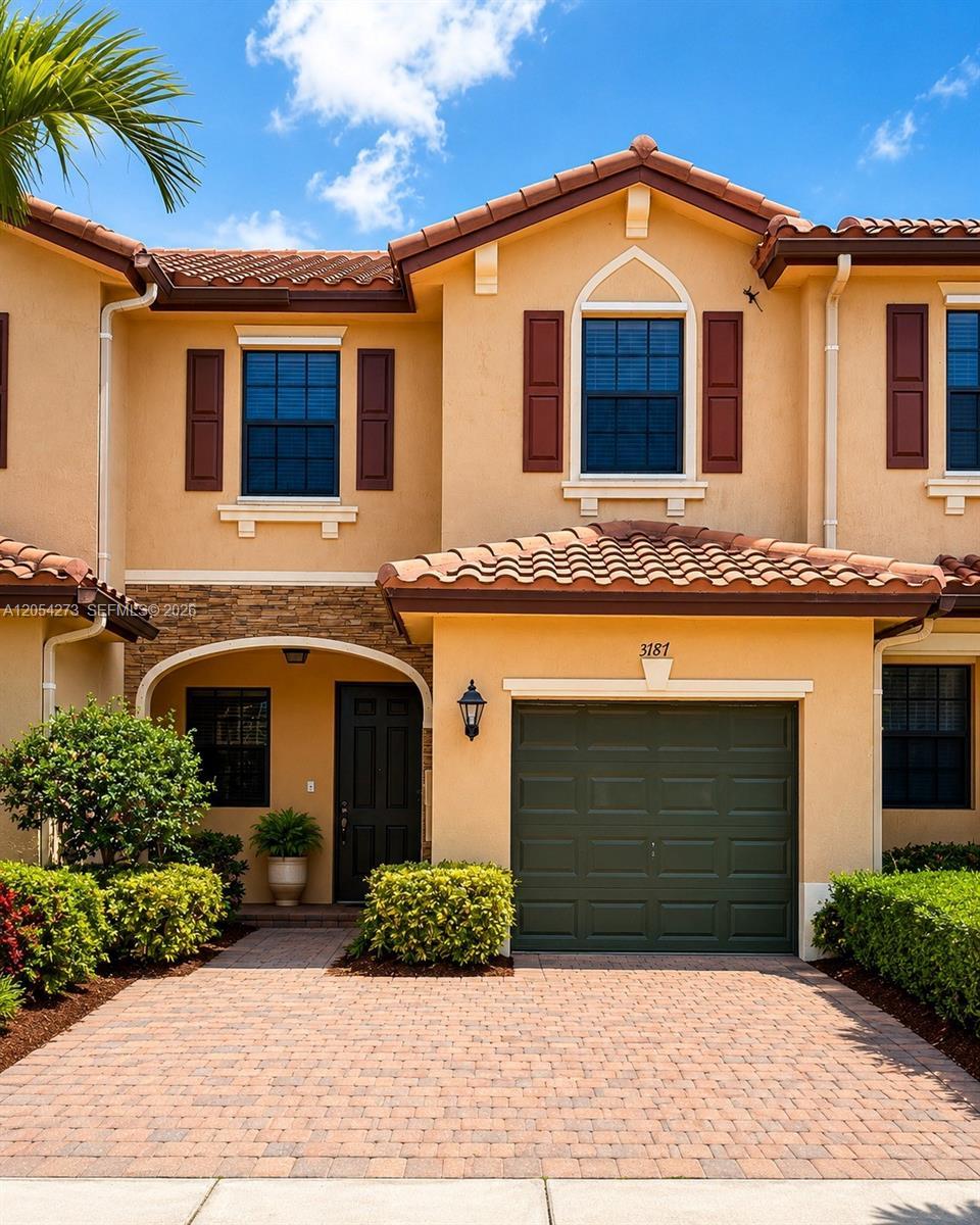 3787 SE 2nd St, Homestead FL 33033