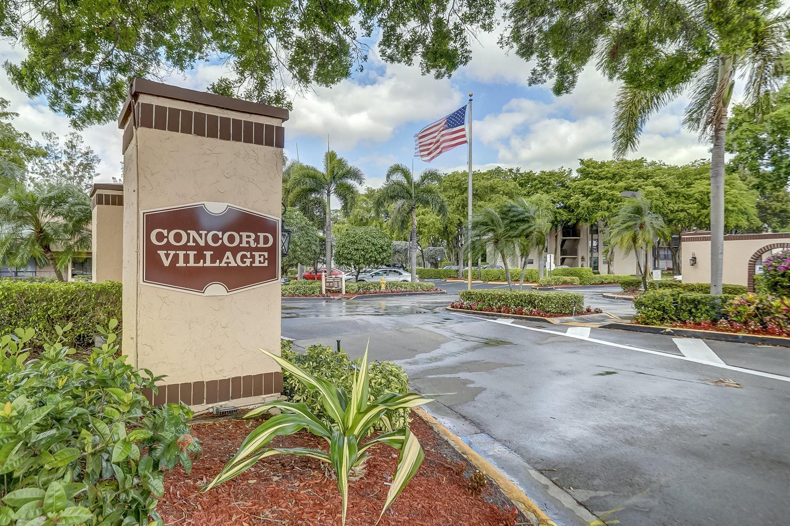6751 N UNIVERSITY Drive # 302, Tamarac FL 33321