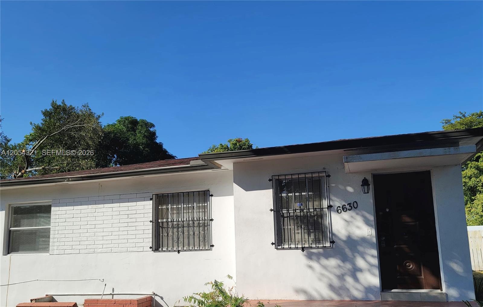6630 NW 29 AVE, Miami FL 33147