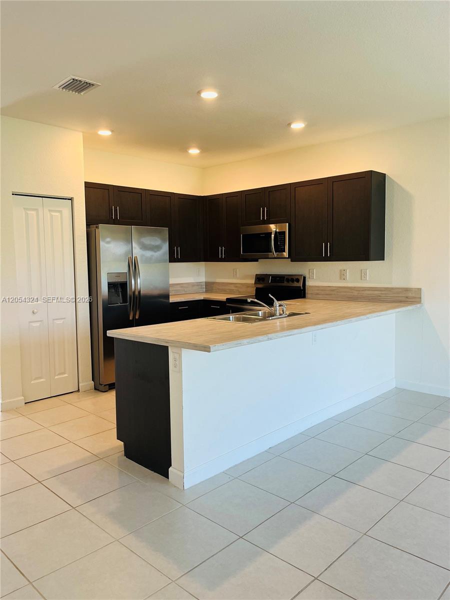 10124 SW 228th Ter, Miami FL 33190