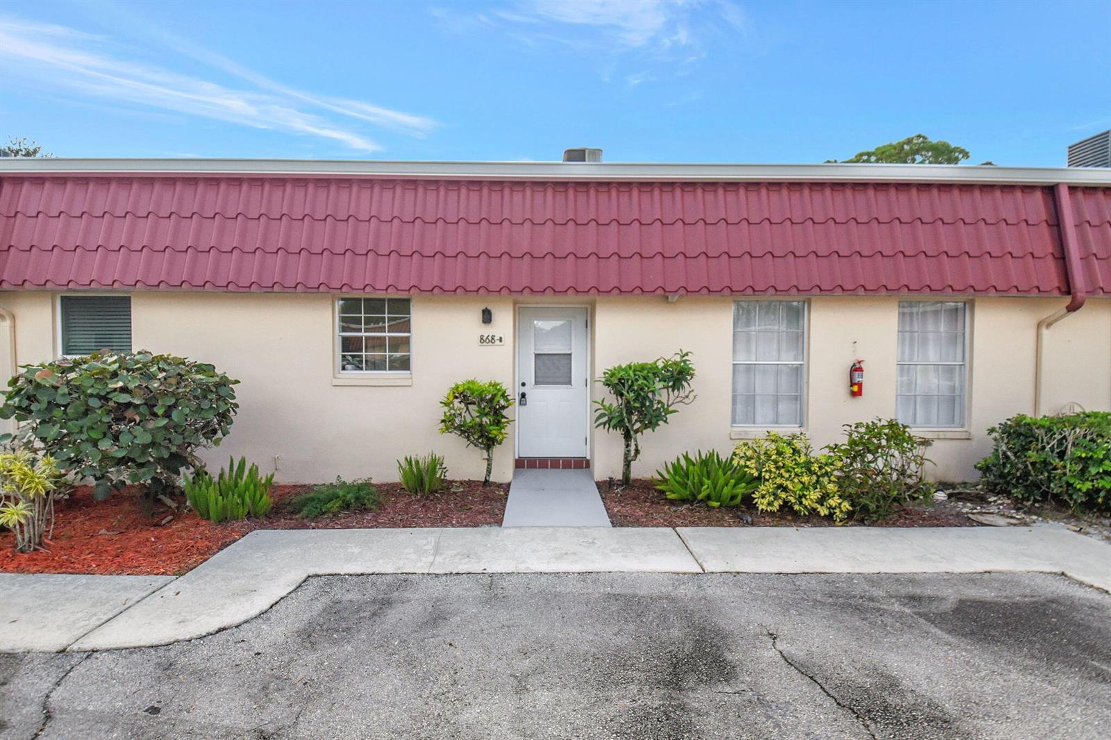 868 Worcester Lane # B, Lake Worth FL 33467