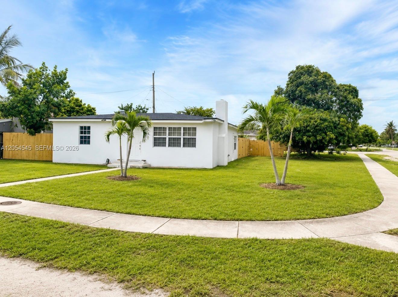 646 Aspen Rd, West Palm Beach FL 33409