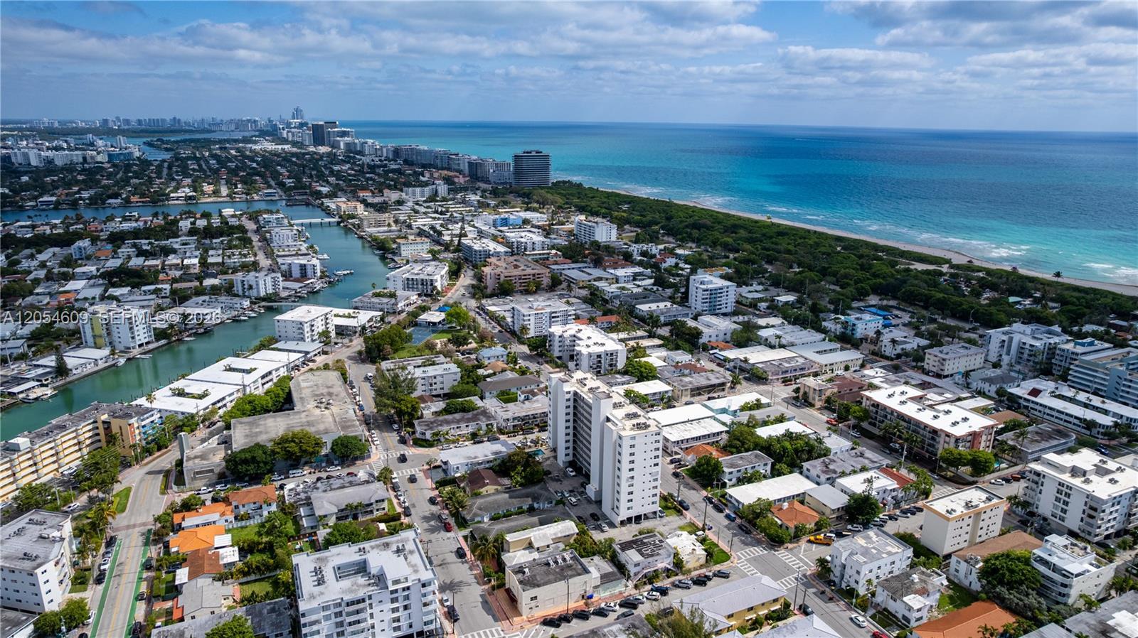 7850 Byron Ave # 207, Miami Beach FL 33141