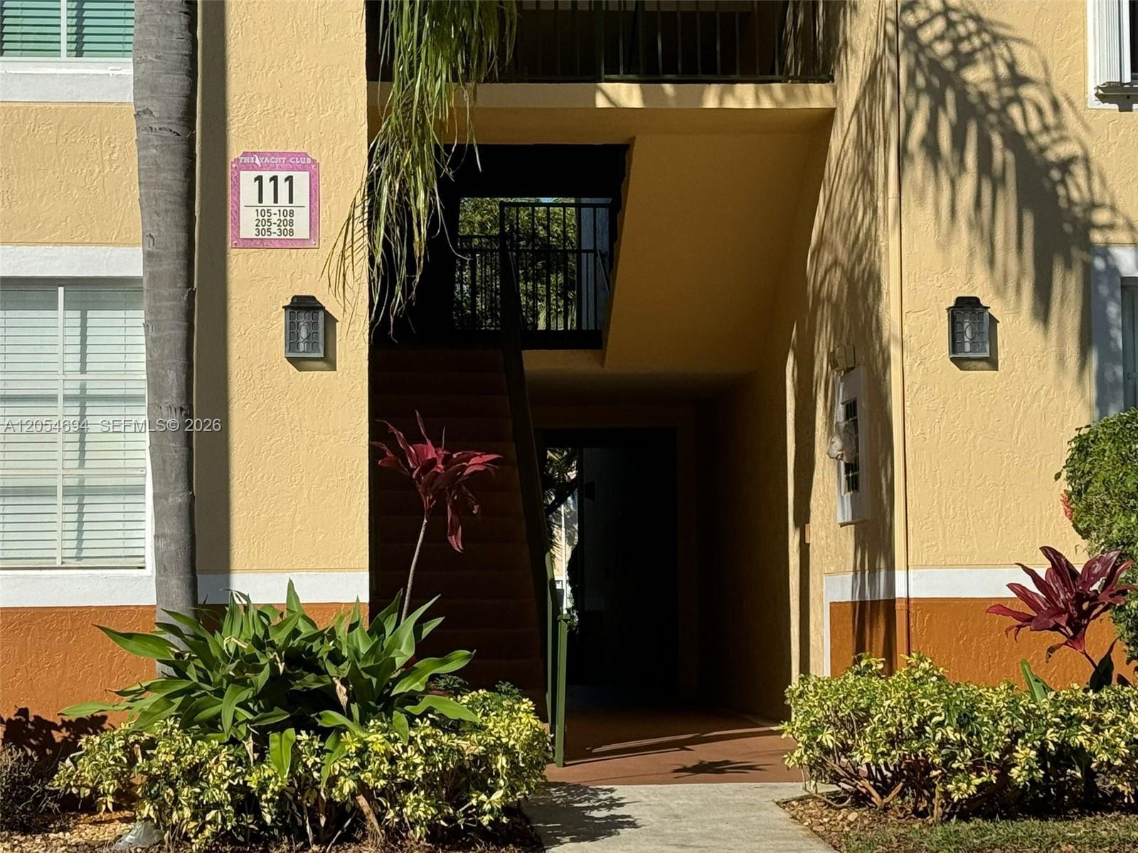 111 Yacht Club Way # 107, Hypoluxo FL 33462