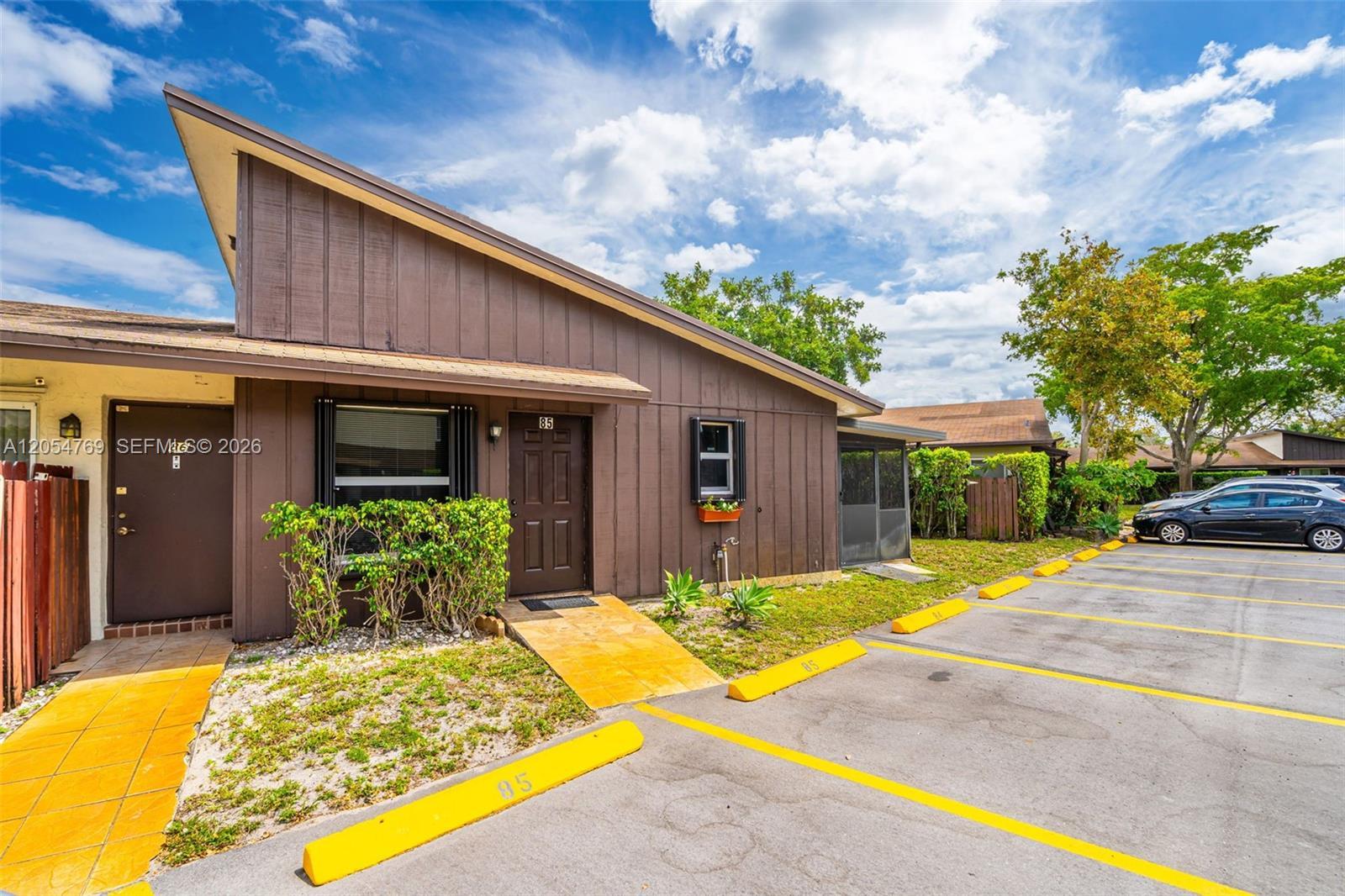3201 NW 4th Ter # 85, Pompano Beach FL 33064