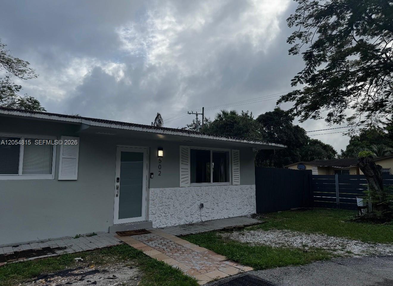 502 NE 163rd St, Miami FL 33162