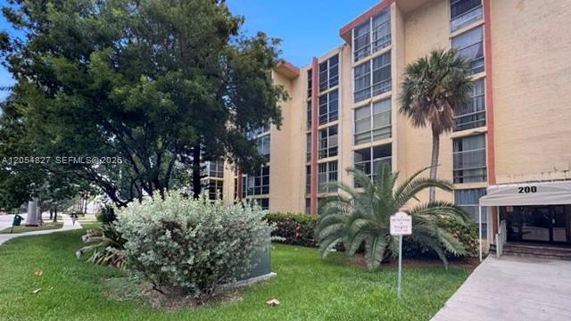 200 172nd St # 406, Sunny Isles Beach FL 33160